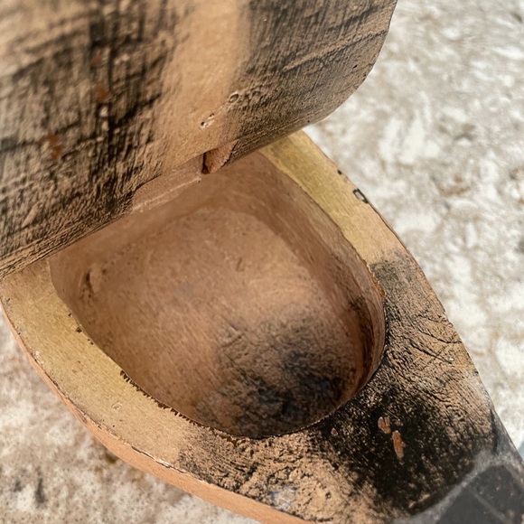 🌲Three wooden birds with backs that open. Thick metal legs on one - Picture 7 of 7